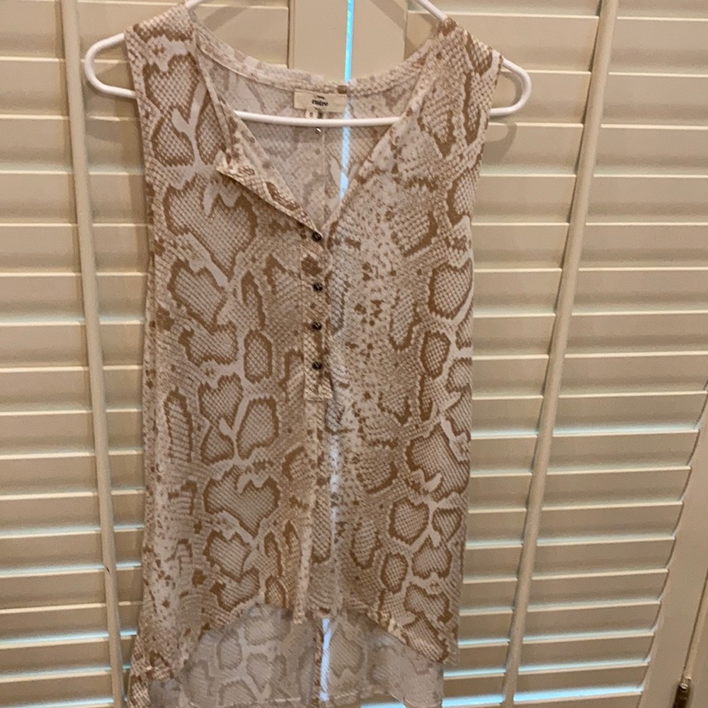 Snake print sleeveless knit top